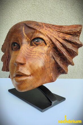 Jaseňová